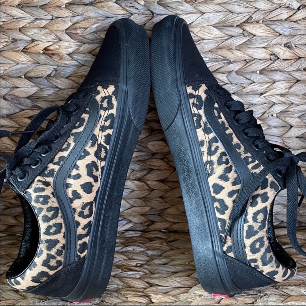 Vans Leopard Animal Print Sneakers - Picture 5 of 8